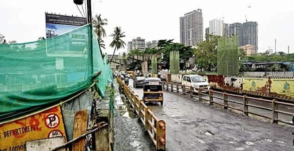 Mrinal Tai Gore Flyover, Mumbai